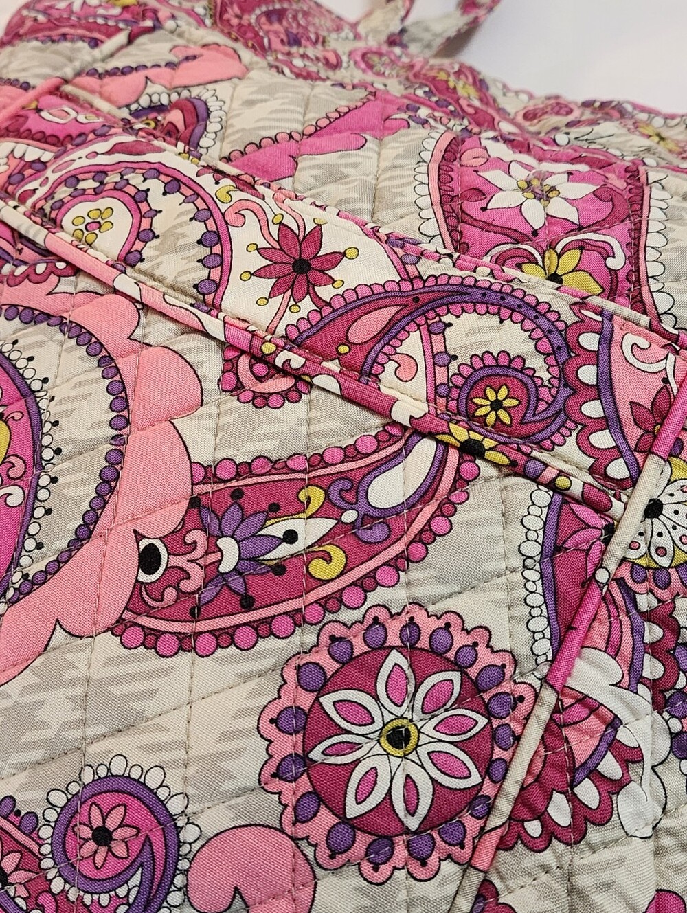 Vera Bradley Quilted Tote Shoulder Bag – Pink Paisley Floral Pattern 14" Wide - Picture 5 of 15